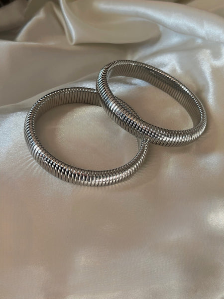 Elizah Steel Bangle – GALYNT