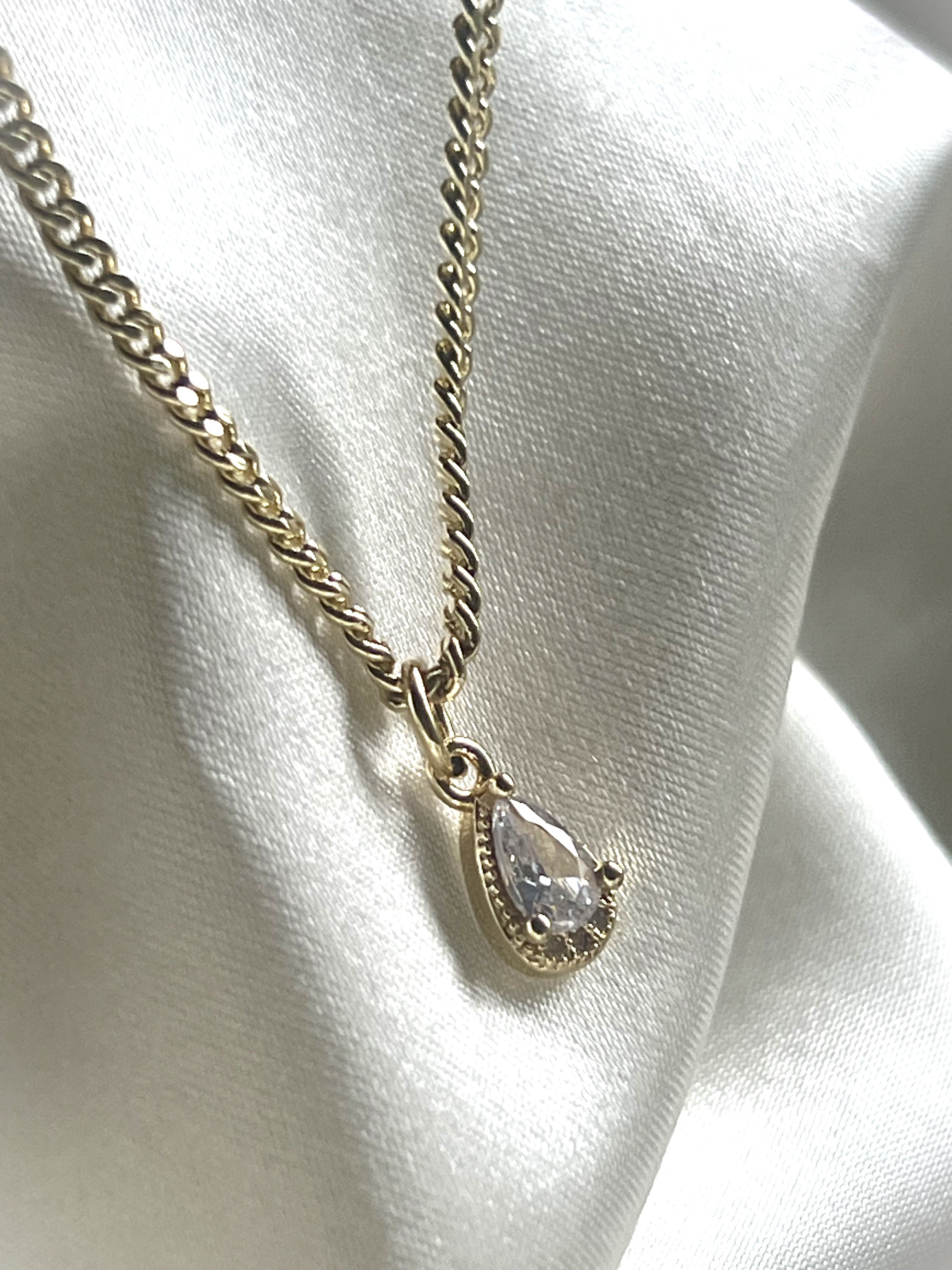 Lewis Pear Necklace
