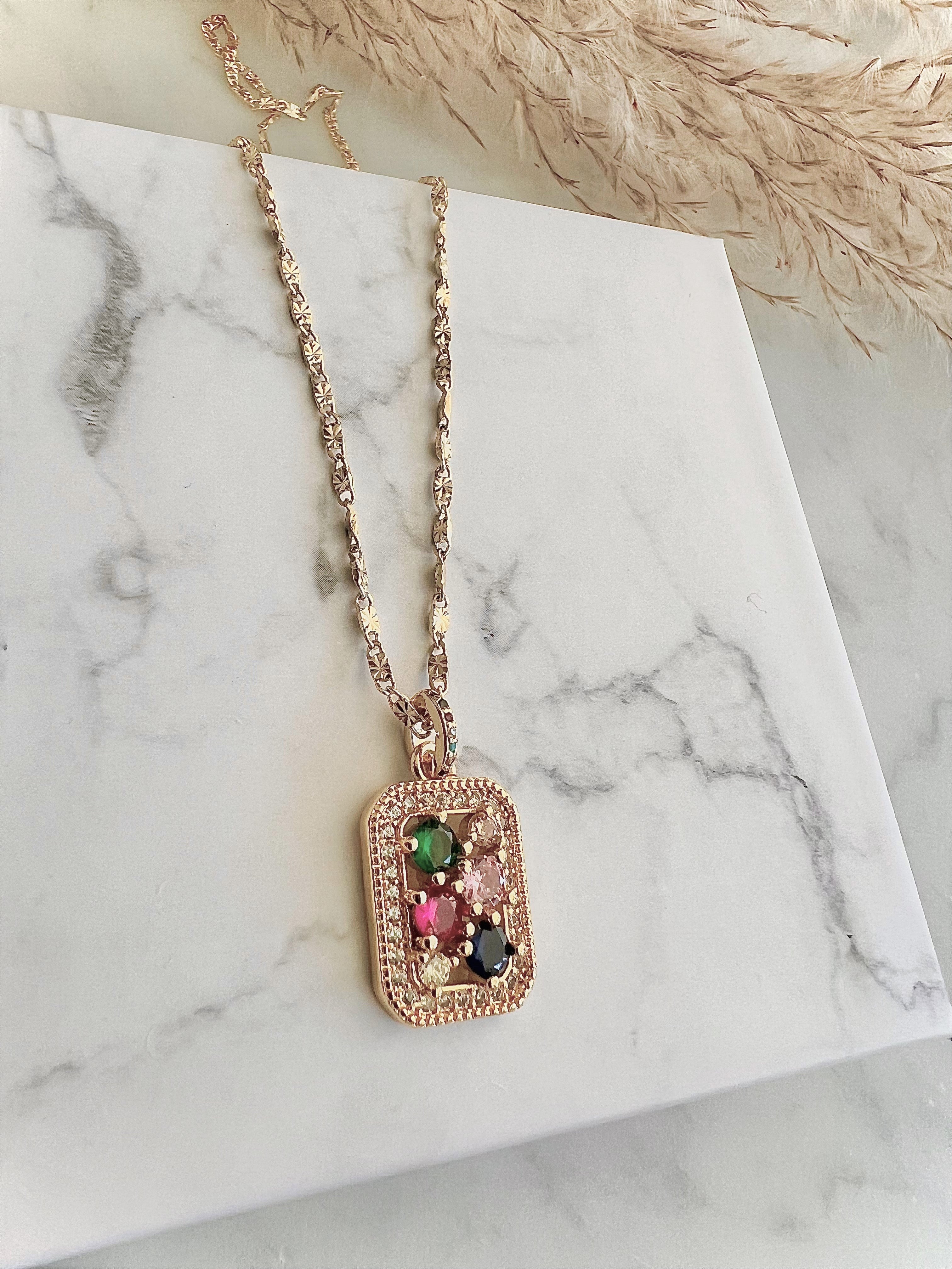 Color Stone Tag Necklace