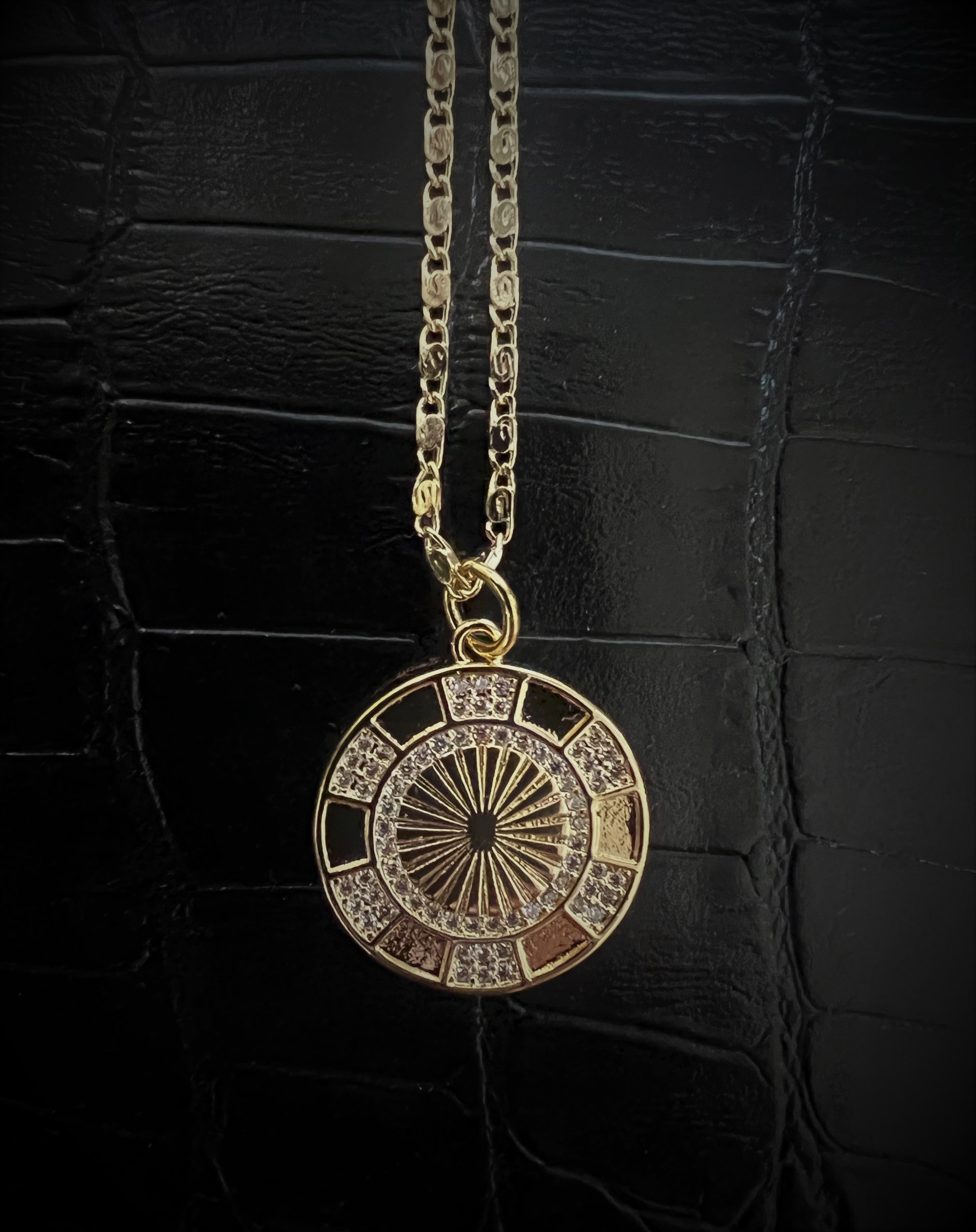 Myrah Medallion Necklace